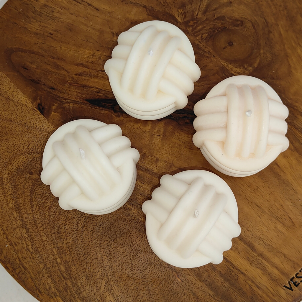 Knot Candle - 100 gms